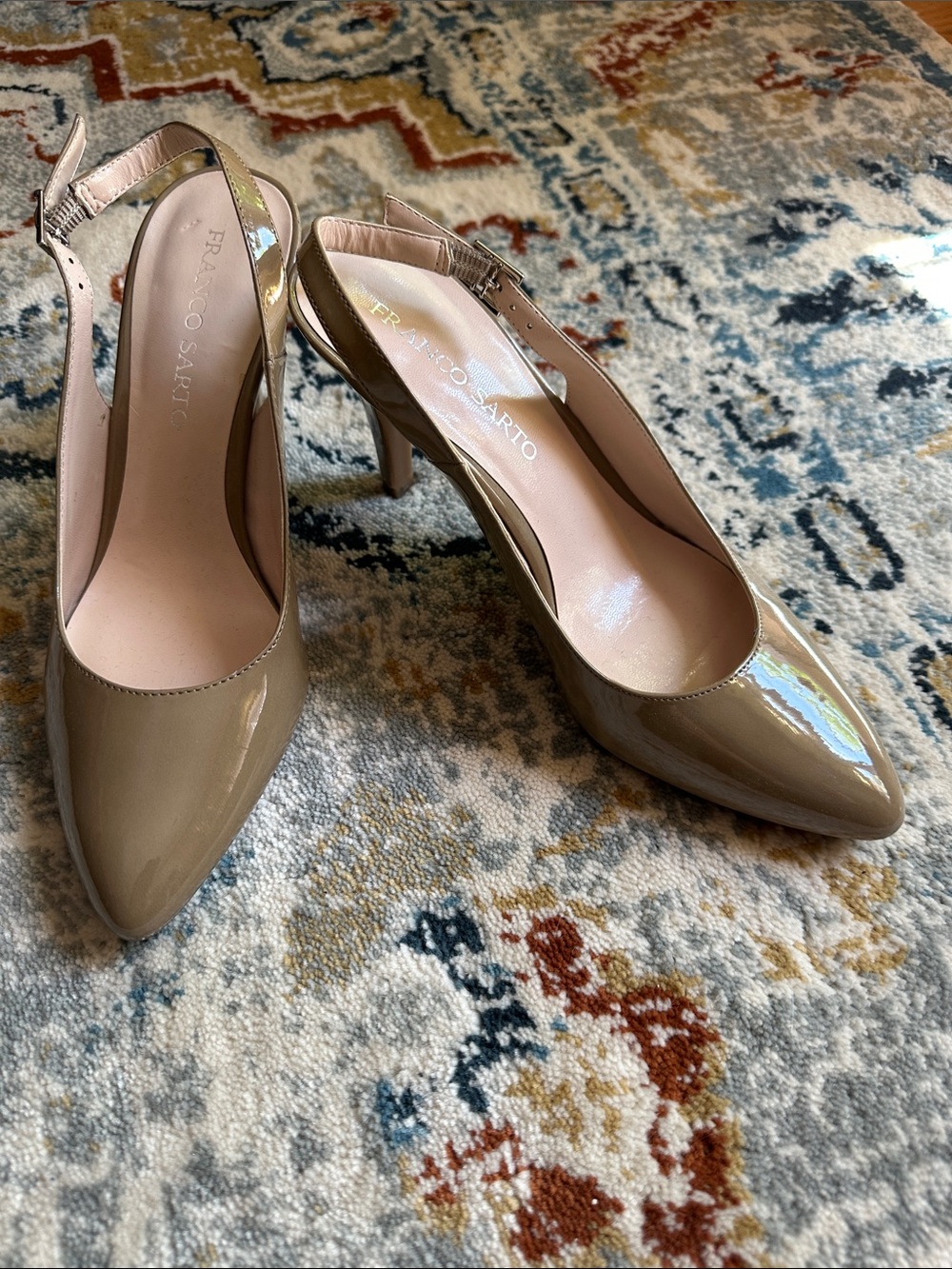 Franco Sarto Taupe Patent Slingback Pumps nude classic capsule